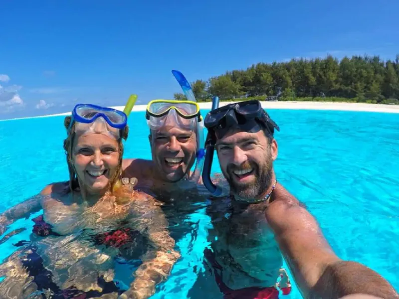 Mnemba snorkelling adventures
