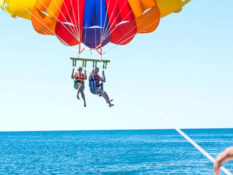 Zanzibar Parasailling
